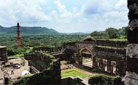 daulatabad fort